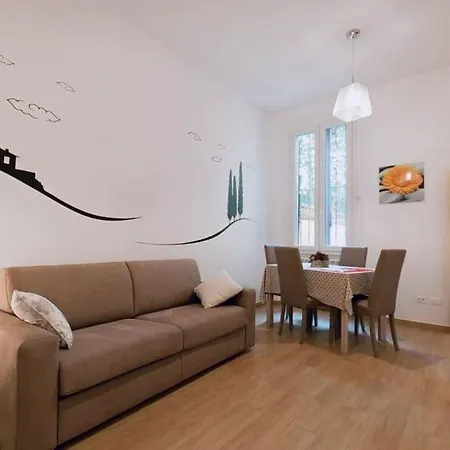 Flat Volturno - Garden Apartment Florence Exterior photo